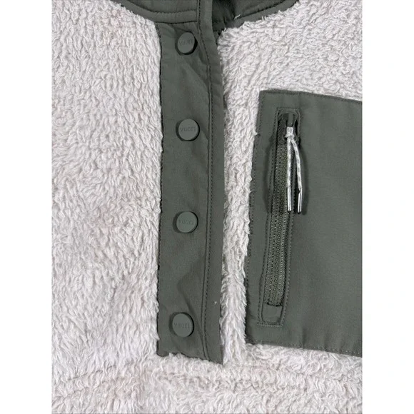 Vuori Cozy Sherpa Popover Womens Size Small Fleece Fuzzy Athleisure Gym - Picture 11 of 13